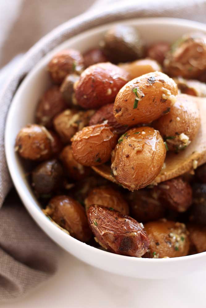 Crock Pot Garlic Potatoes - Recipes Worth Repeating