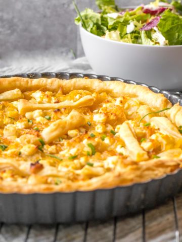 caramelized onion and goat cheese tart