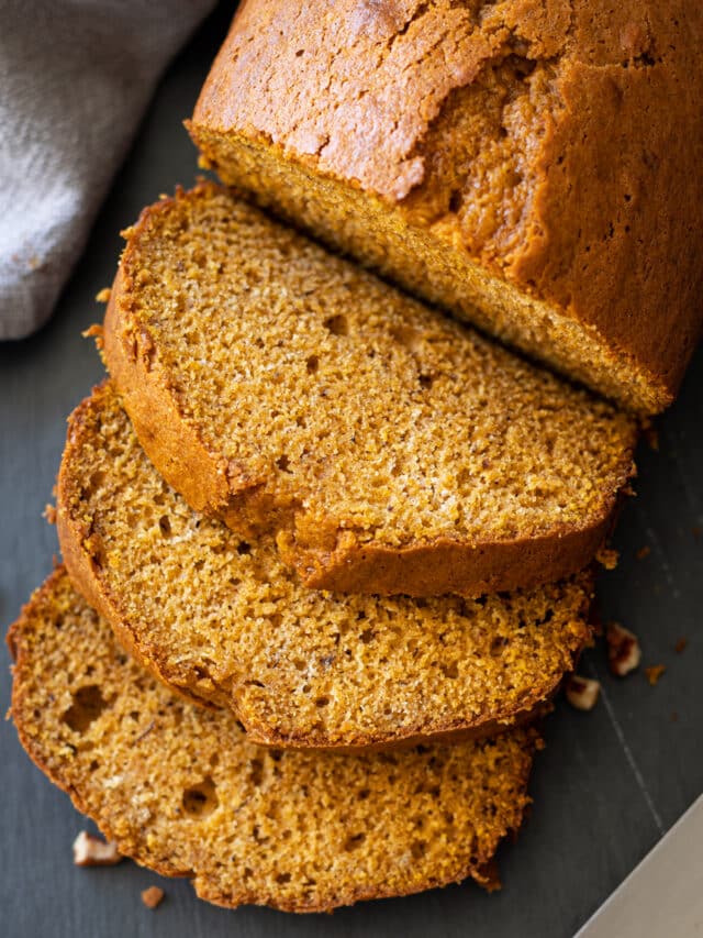 Banana Nut Bread Recipe - Recipes Worth Repeating